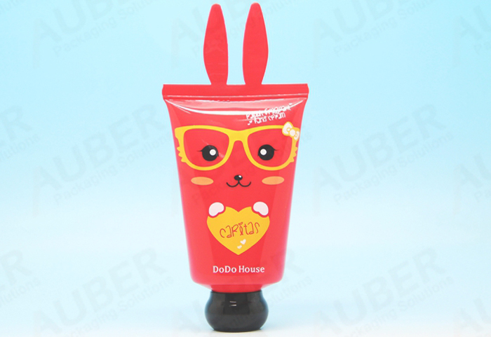 Auber Packaging Bunny shaped comsetic packaging