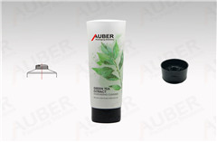 plastic laminated cosmetic packaging in d40mm with flip top cap for green tea cleanser